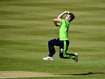 Campher joins elite club as Ir...